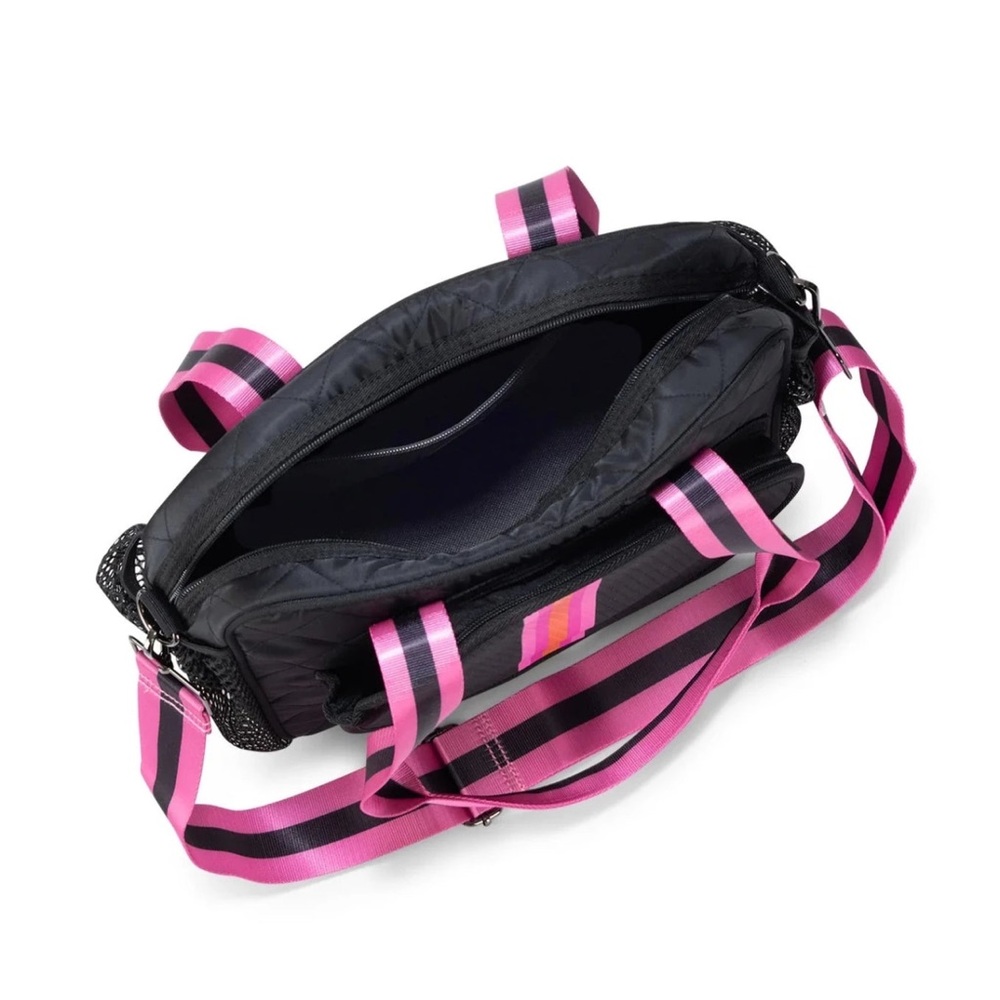 Haute Shore Dill Rave Black Quilted Pickle Ball Tote. New. - Picture 12 of 12